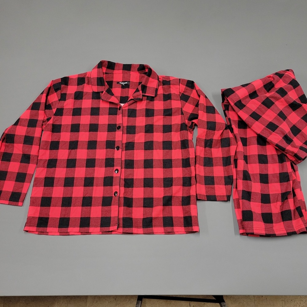 #followme red and black plaid womens PJs size 1X "Camp Bachelorette"